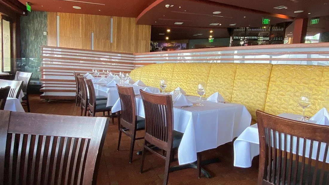 Restaurant in Roy's Restaurant in San Diego