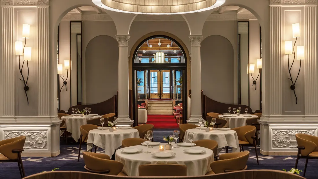 Restaurant in Bustronome New York in New York