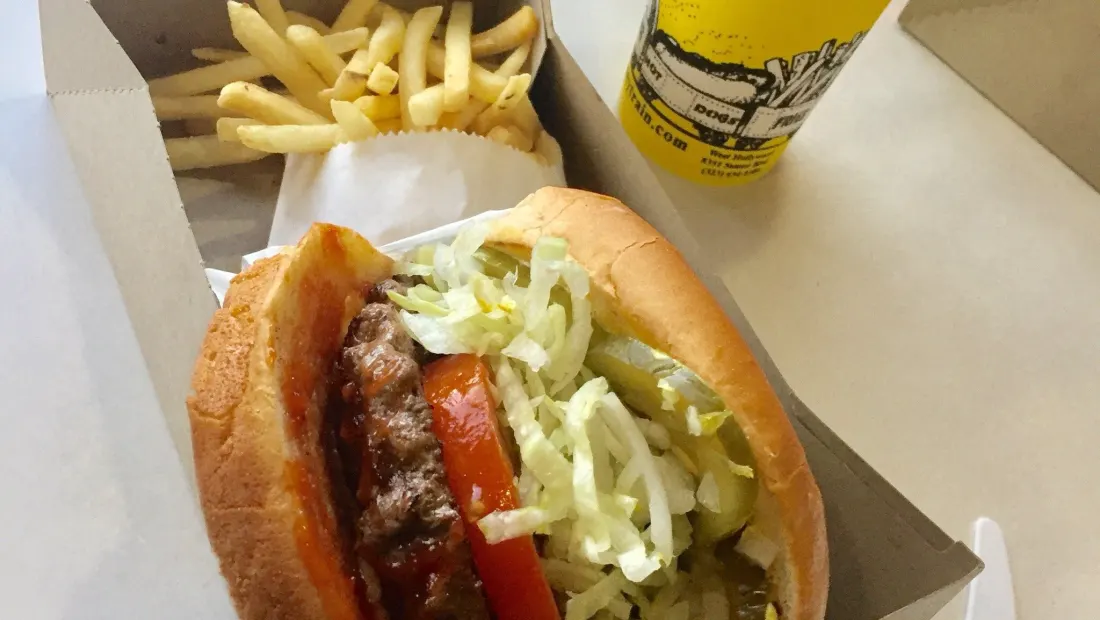 Restaurant in Carney's Restaurant in Los Angeles