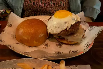Restaurant in Black Iron Burger in New York