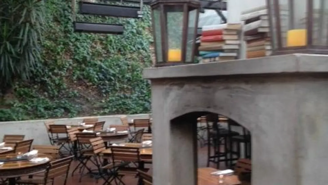 Restaurant in N.10 Restaurant in Los Angeles