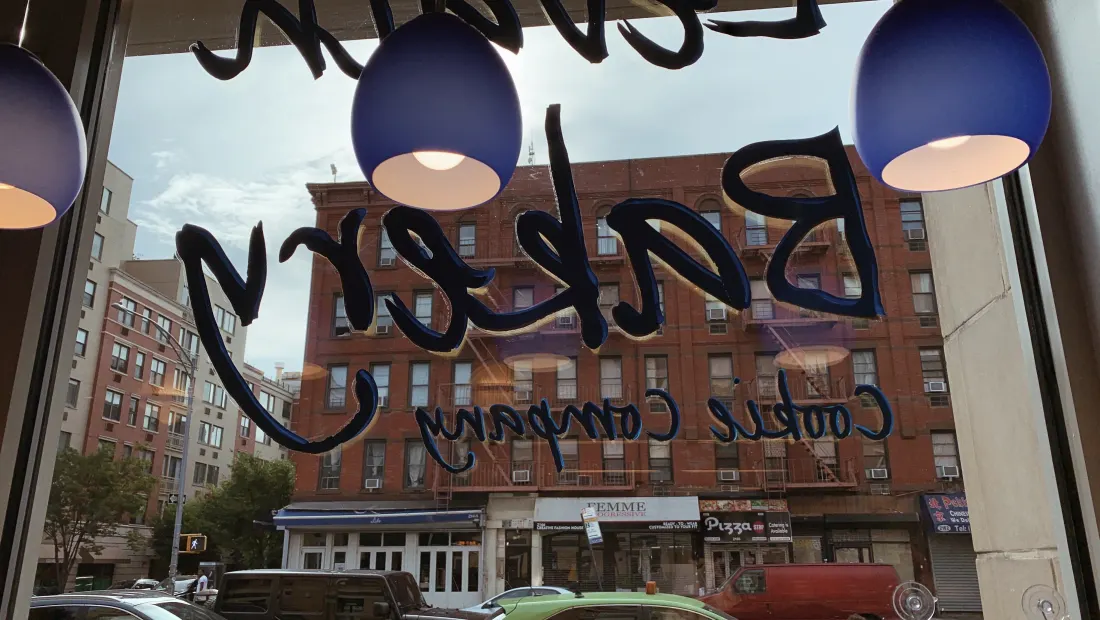 Restaurant in Junior's Restaurant & Cheesecake in New York