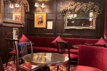 Restaurant in Rules Restaurant in London