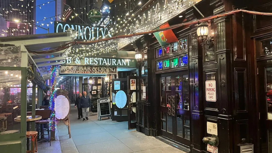 Restaurant in Connolly's Pub & Restaurant in New York
