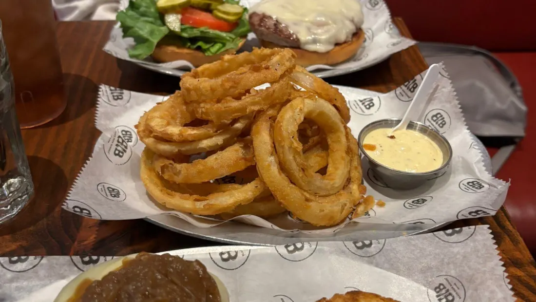 Restaurant in Black Iron Burger in New York