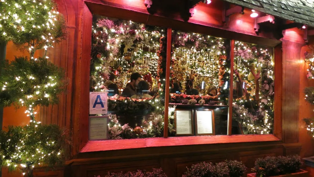 Restaurant in Rolf's Bar & Restaurant in New York