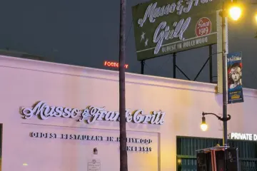 Restaurant in Musso & Frank Grill in Los Angeles