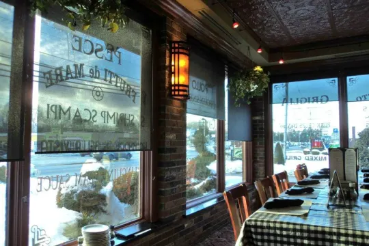 Mr. D's Restaurant & Lounge