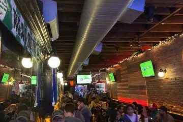 Restaurant in Black Iron Burger in New York