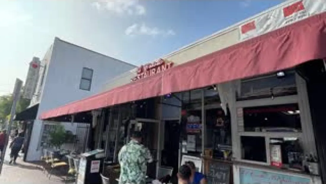 Restaurant in El Cristo Restaurant in Miami