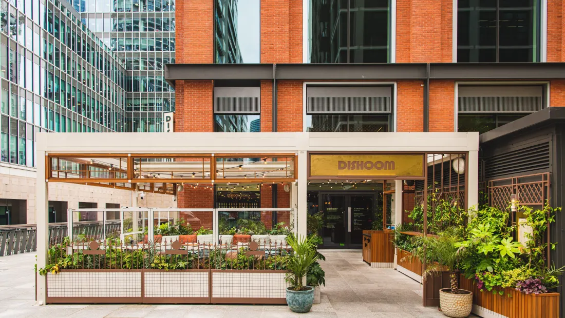 Restaurant in Roe in London