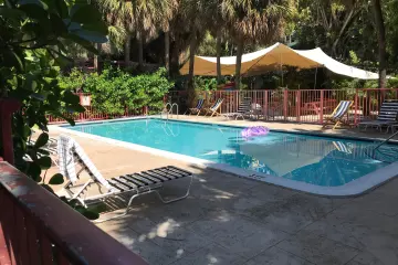 Restaurant in El Cristo Restaurant in Miami