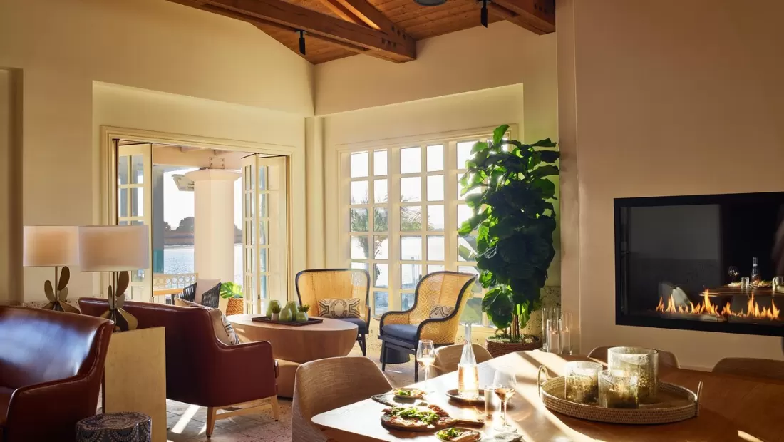 Restaurant in Covewood Restaurant in San Diego